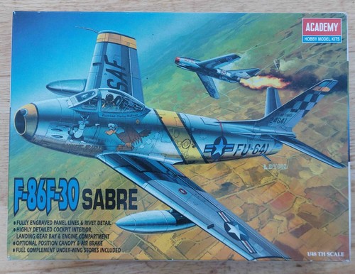 Academy f 30 sabre - 1/48,
